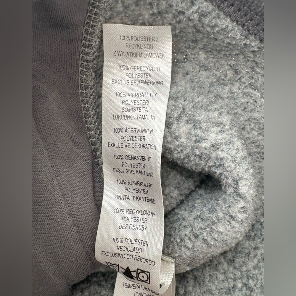 Patagonia Gray Full-Zip Fleece Vest - Picture 9 of 14